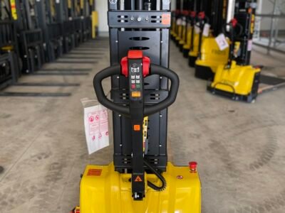 Self- Lifting Stacker