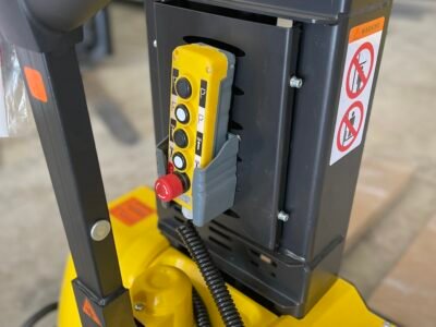 Self- Lifting Stacker