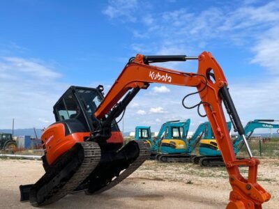 Kubota KX057-4