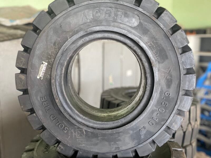 Tires 6-50-10