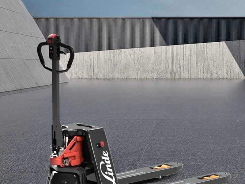 LINDE PALLET TRUCK